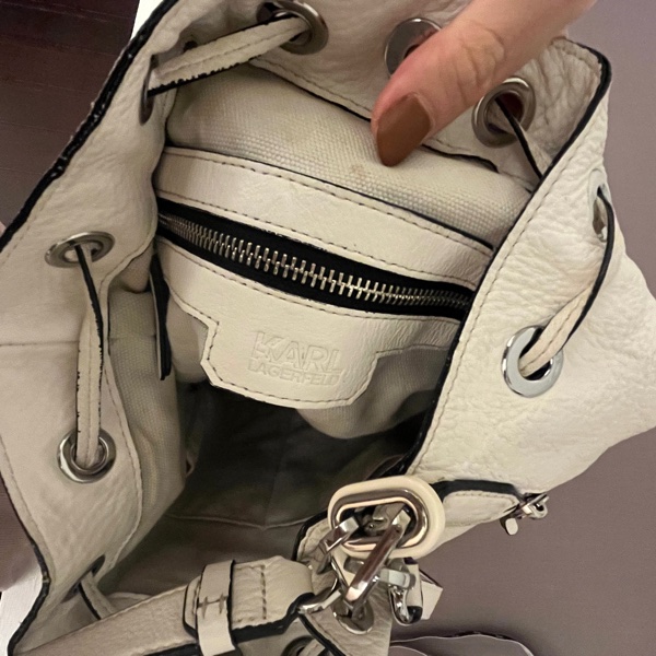 KARL LAGERFELD|GRAINY White Drawstring Handbag 白色抽繩手提包|皮面小瑕疵・內裡拉鏈處有印痕✨-18