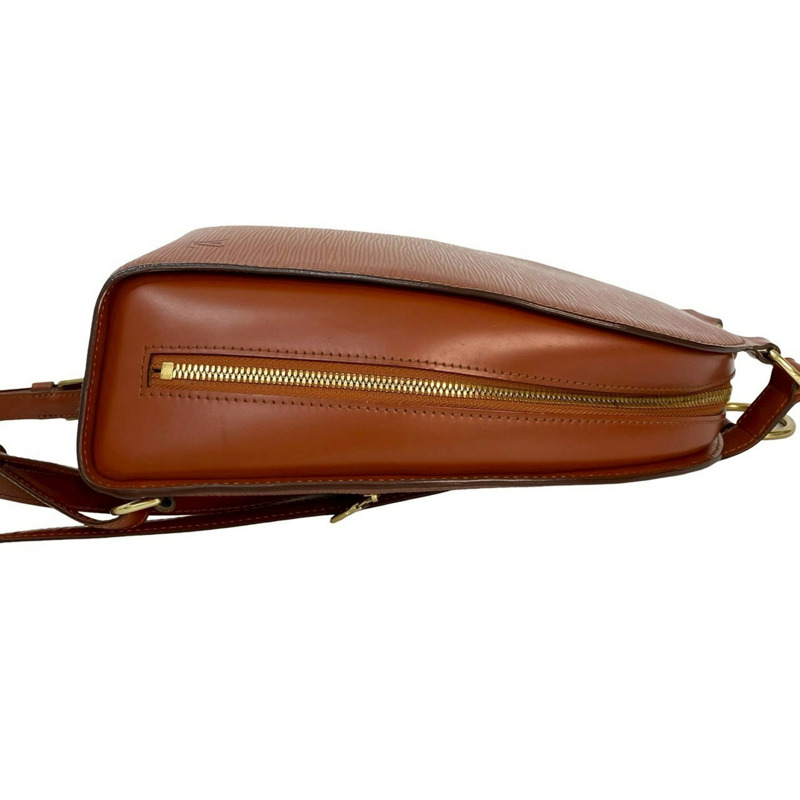 全新未使用路易威登 Mabillon Epi 皮革雙肩包/日用包，肯亞棕色，477-6-5