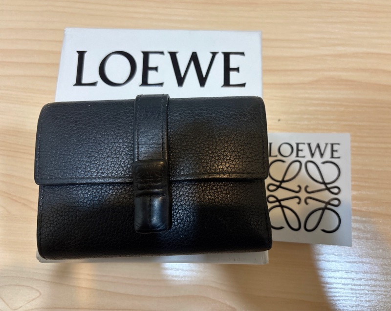 LOEWE 羅威 三摺短夾 (黑色) Small Vertical Wallet-16