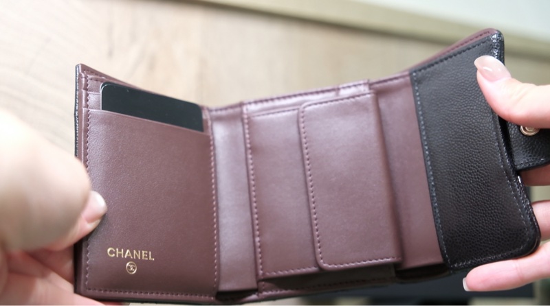 售全新CHANEL黑色魚子醬錢包-2