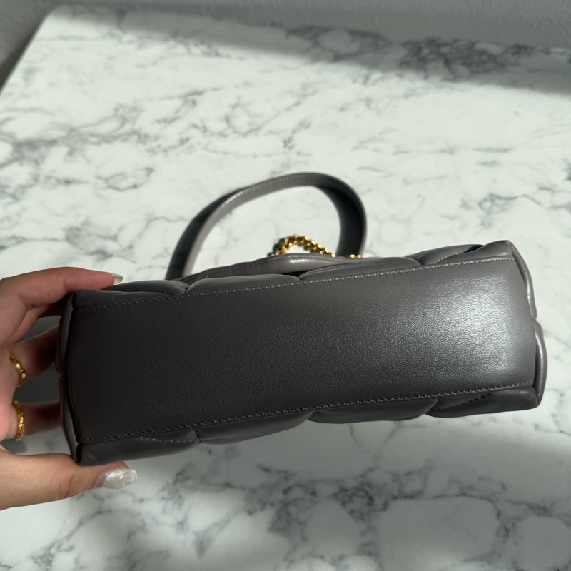 Ysl灰色金logo雲朵包-5