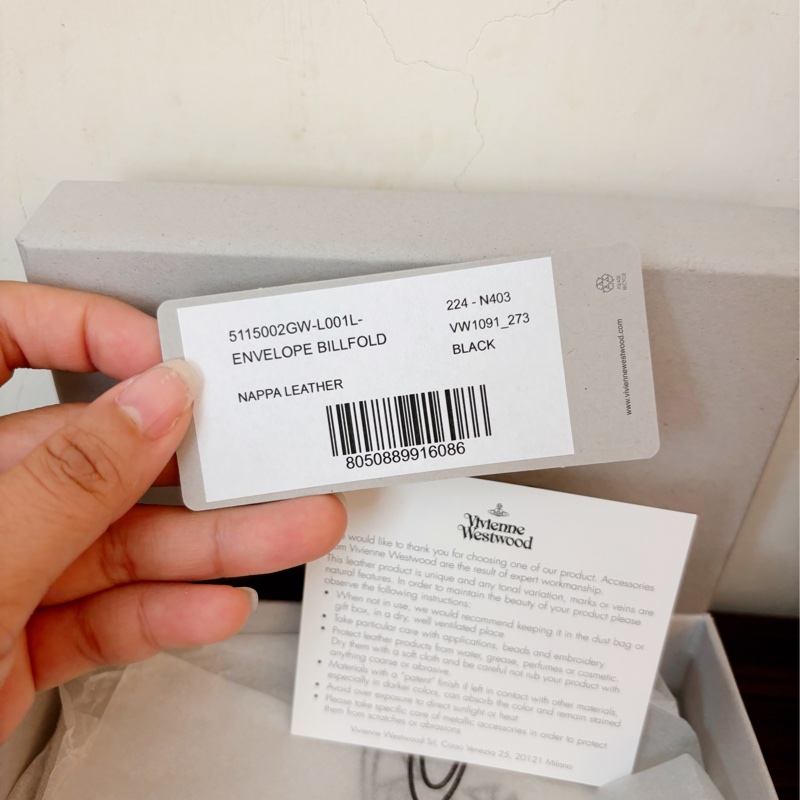 vivienne westwood 小羊皮黑色藍土星短夾-12