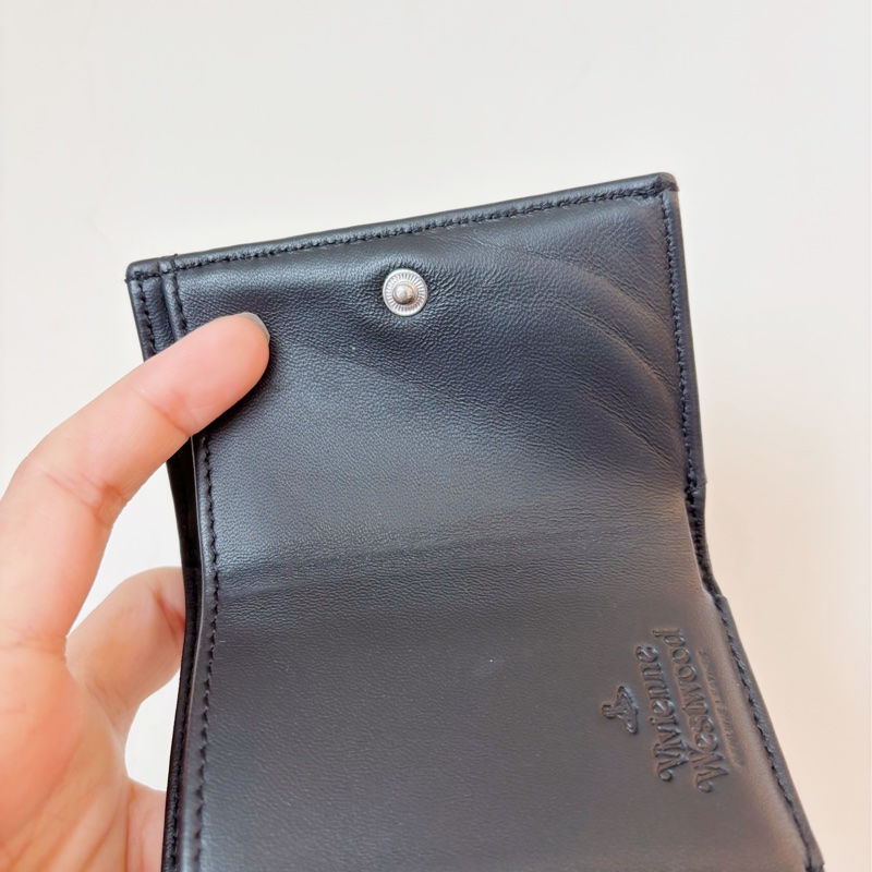 vivienne westwood 小羊皮黑色藍土星短夾-14