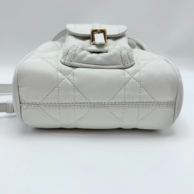 DIOR 奶白色金扣羊皮小號DiorCaro雙肩包17*19*8 98新配件塵袋-3