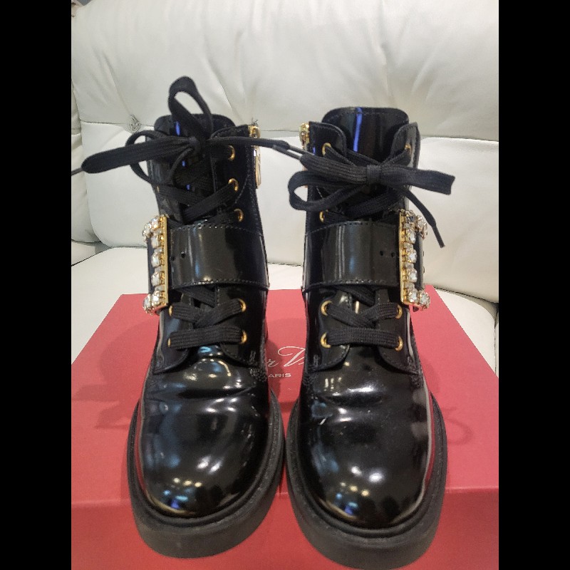 Roger Riviera 37號-0