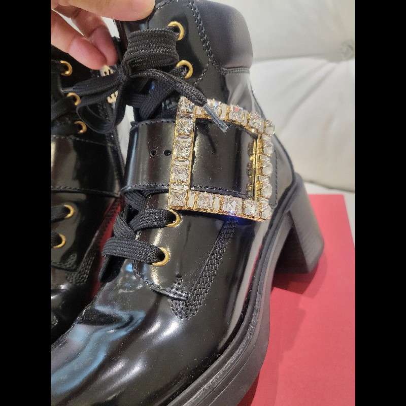 Roger Riviera 37號-1