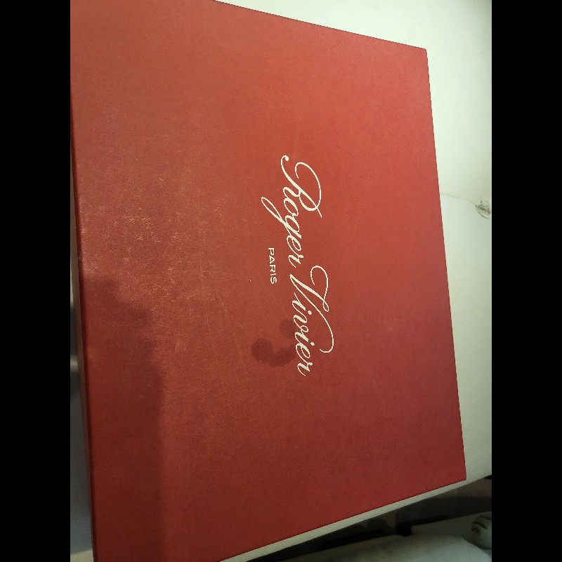 Roger Riviera 37號-10