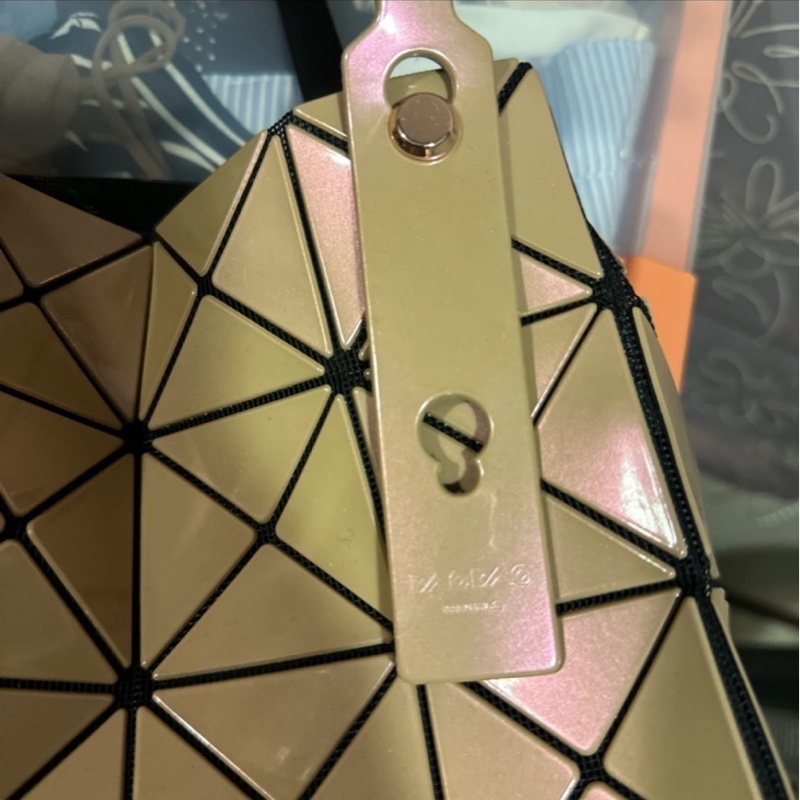 三宅一生鑽石包米色-19