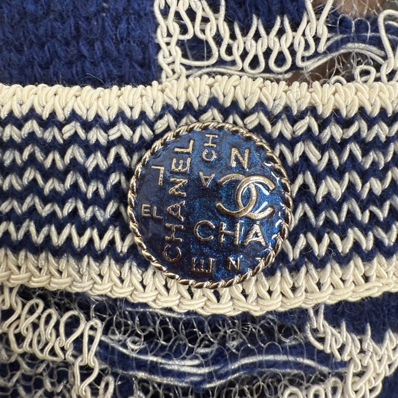 99新 未使用 Chanel 刺繡上衣 34碼-3