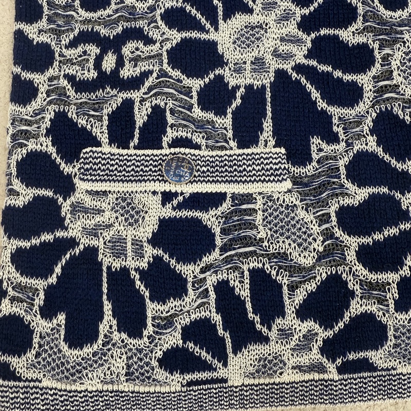 99新 未使用 Chanel 刺繡上衣 34碼-12