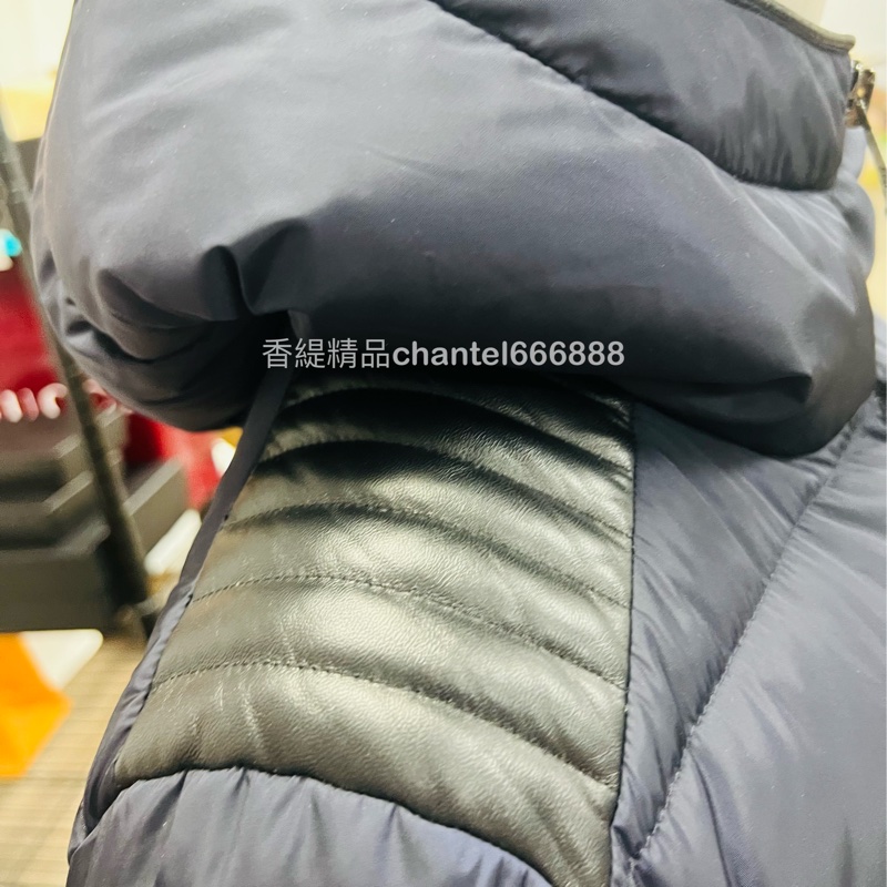 💗香緹國際精品💗 Moncler 羽絨外套 閒置未穿過 碼數2-5