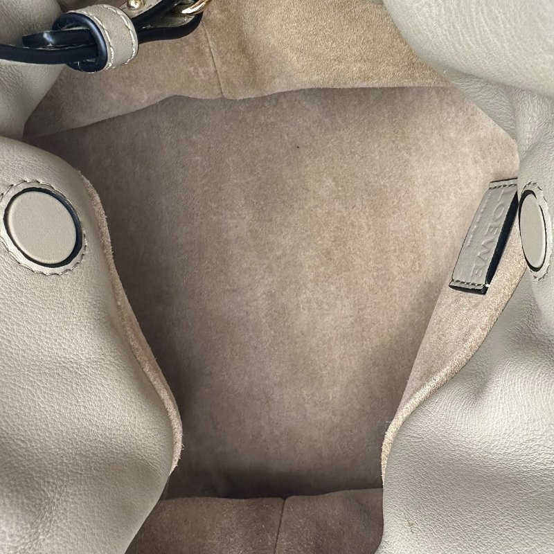 【美收精品】LOEWE 米茶色單肩包 B-954【隔月月中將轉賣至日本 上架期限30天】-9