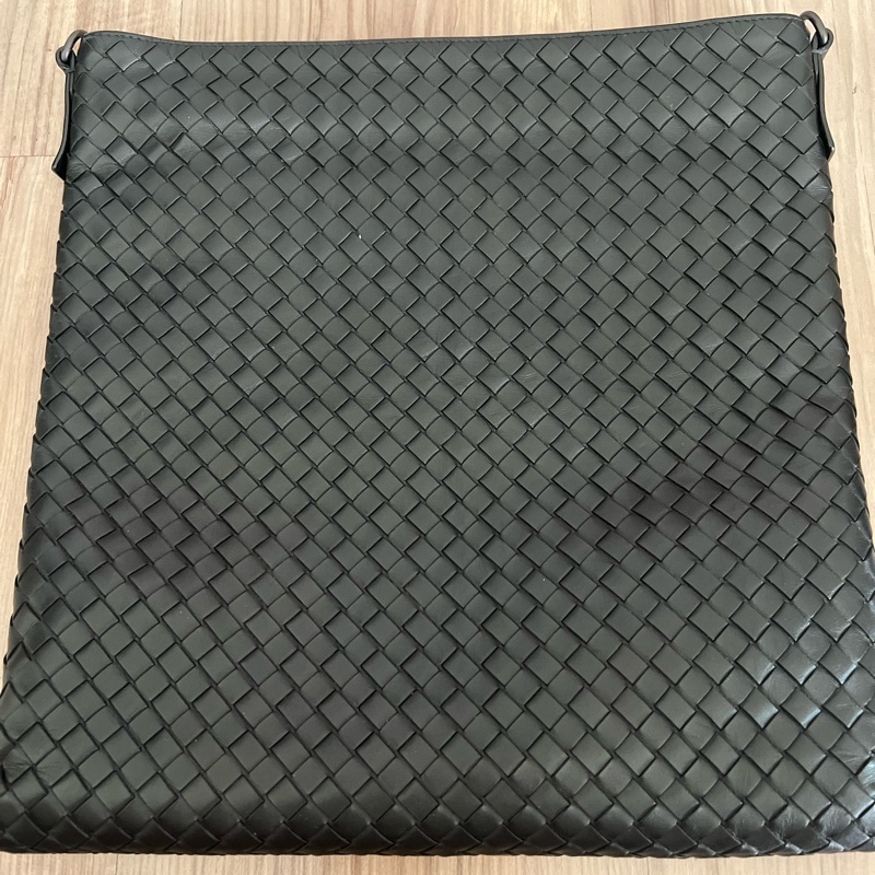 BOTTEGA VENETA 斜背包(大款)-1