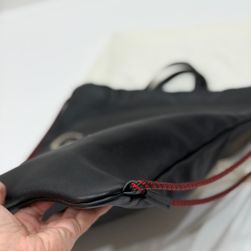 GUCCI PEINT 黑色 皮革 抽繩 後背包 雙肩包 手提包 側背包-21