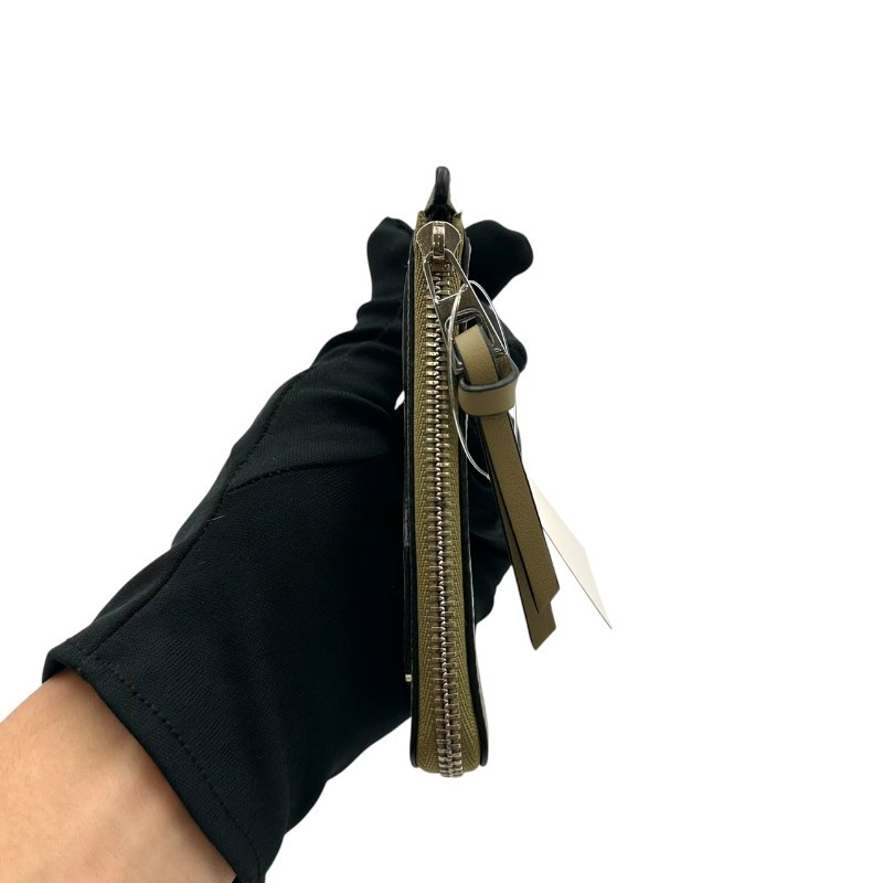 【美收精品】LOEWE 米灰色零錢包 B-956【隔月月中將轉賣至日本 上架期限30天】LOEWE-2