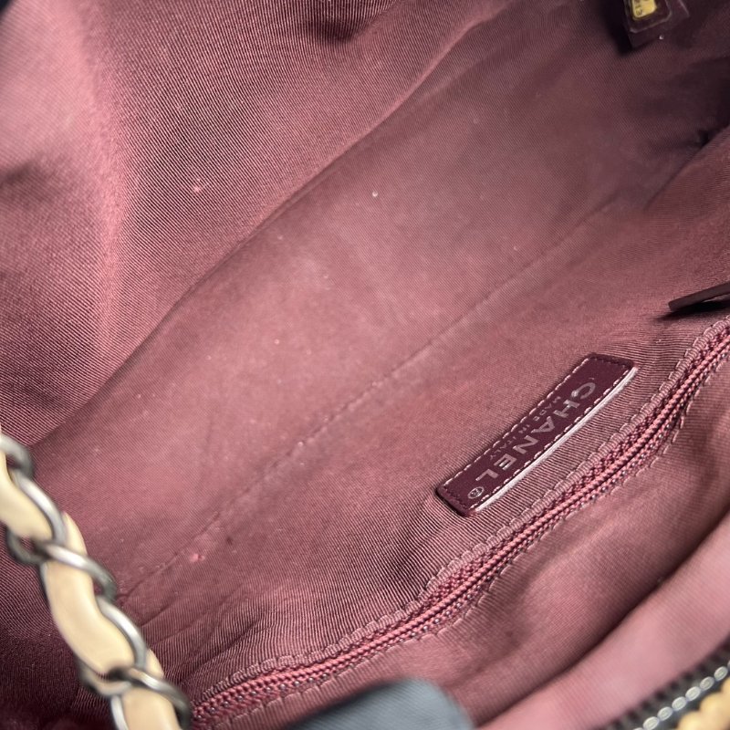 CHANEL 浮雕雙C相機包 米拚黑 23開-5