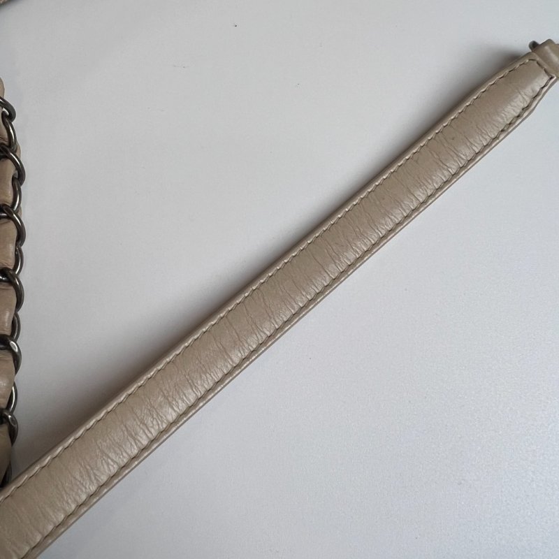 CHANEL 浮雕雙C相機包 米拚黑 23開-6