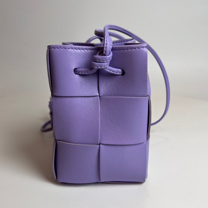 BV 薰衣草紫大編織2*3水桶包-2