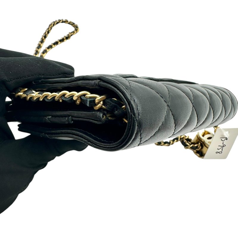 【美收精品】CHANEL 香奈兒經典雙C菱格紋小羊皮LOGO鏈帶手斜背包(黑色) B-958【隔月月中將轉賣至日本 上架期限30天】-8