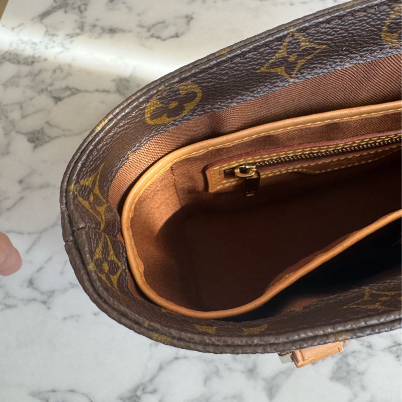 LV花紋薇薇安菜籃子pm 絕版買不到了-44