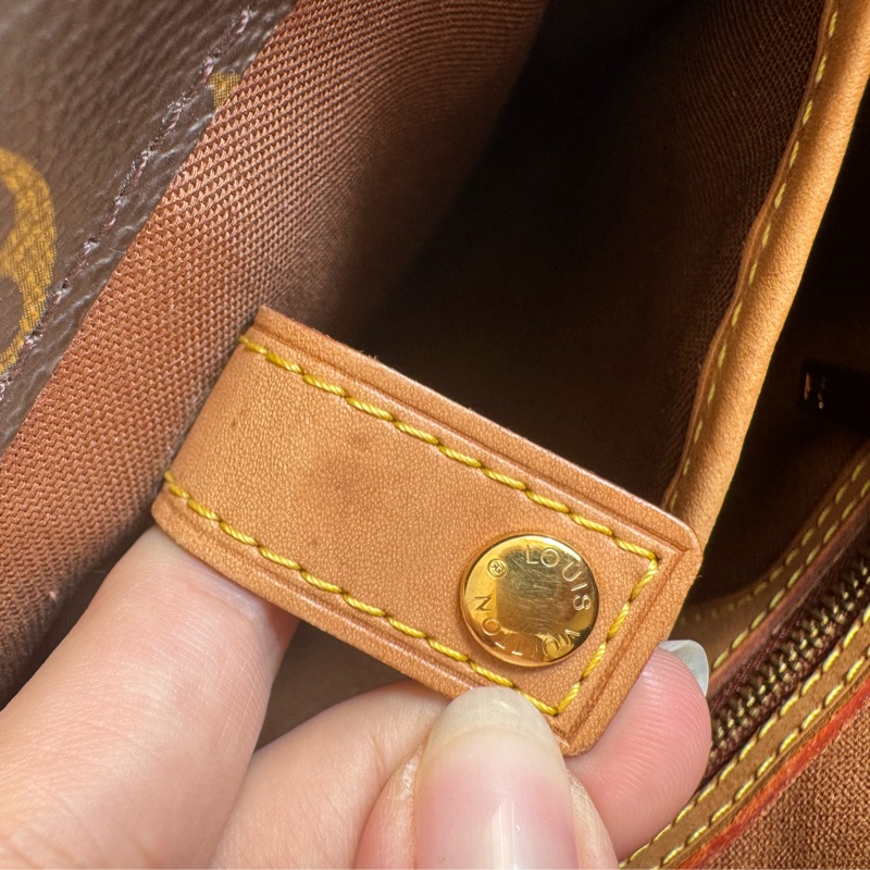 LV花紋薇薇安菜籃子pm 絕版買不到了-55