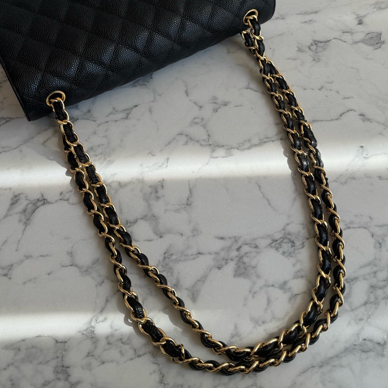 Chanel黑色荔枝金雙C jumbo 價格甜到爆✨-1