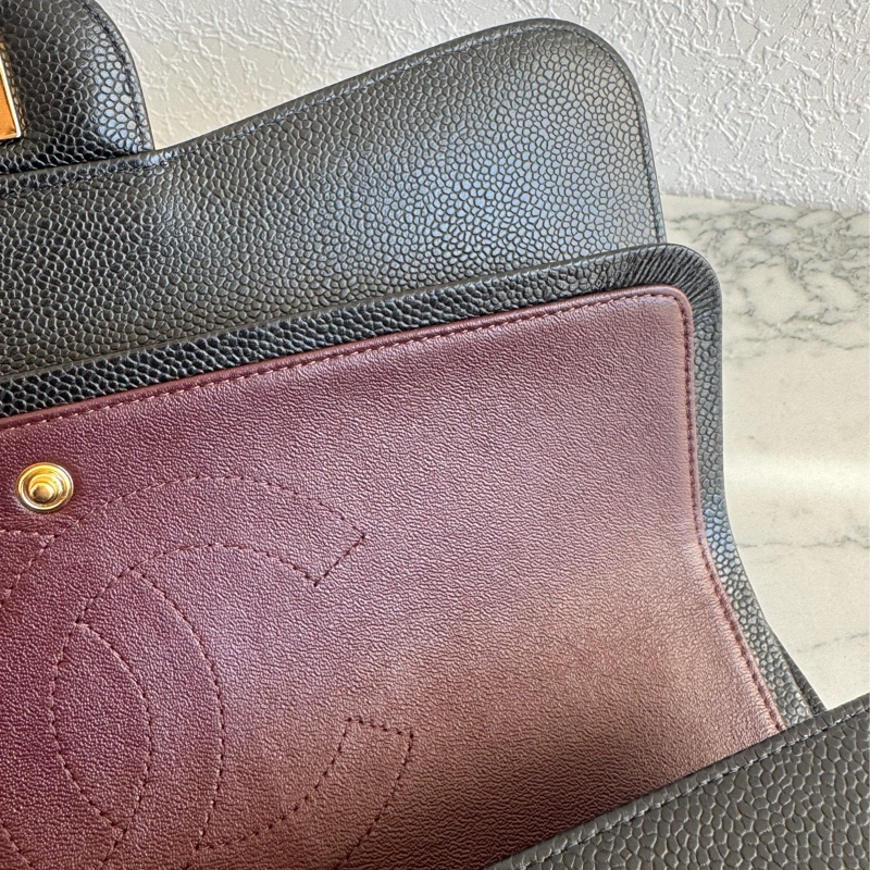 Chanel黑色荔枝金雙C jumbo 價格甜到爆✨-44