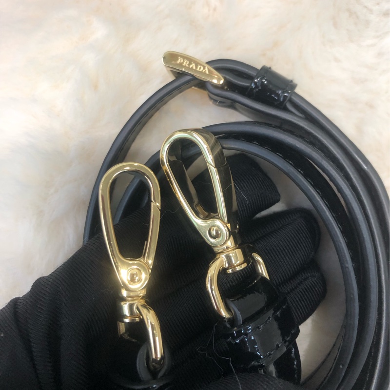 Prada 油蠟皮 金扣 Hobo 月亮 腋下包 XB902-11