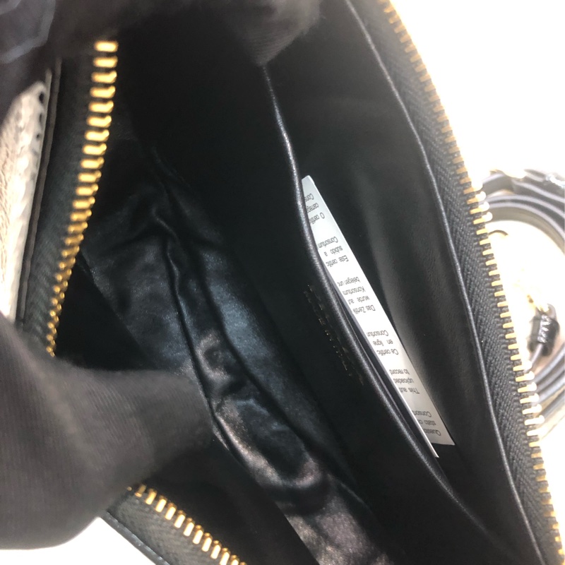 Prada 油蠟皮 金扣 Hobo 月亮 腋下包 XB902-20