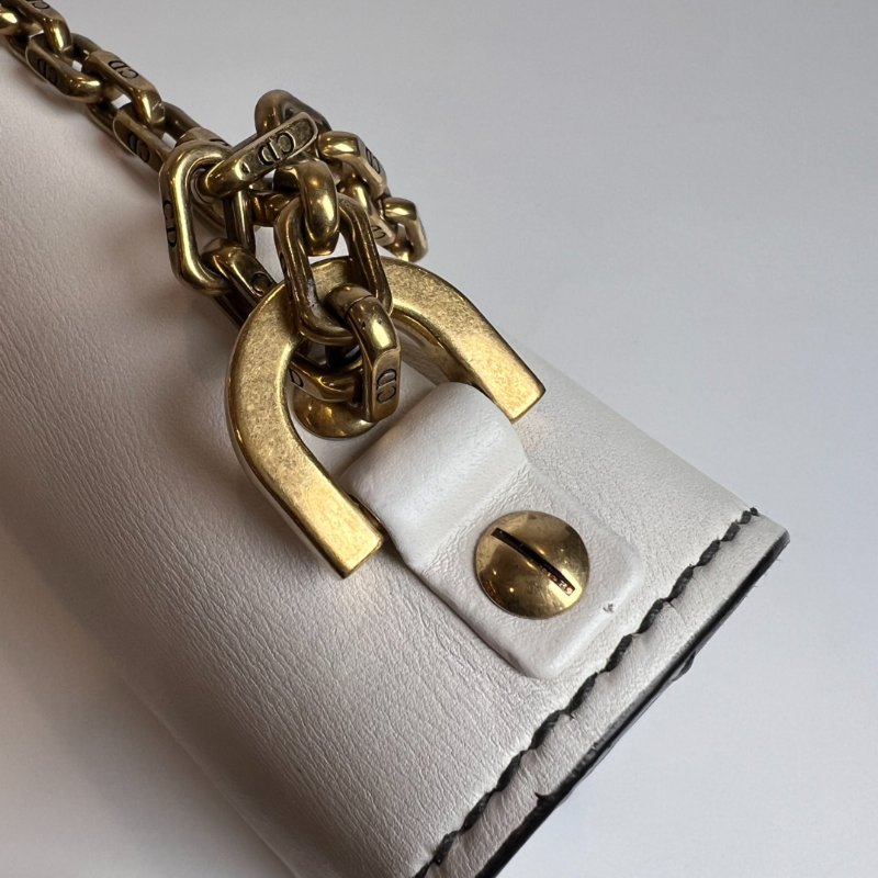 DIOR 白皮革Jadior鍊條包-9