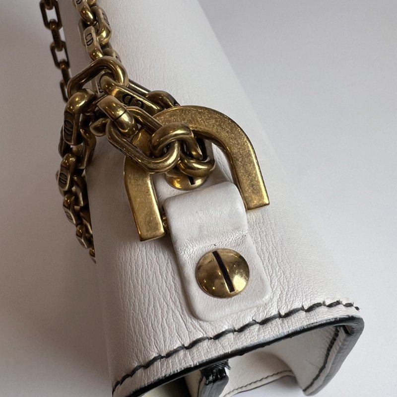 DIOR 白皮革Jadior鍊條包-10