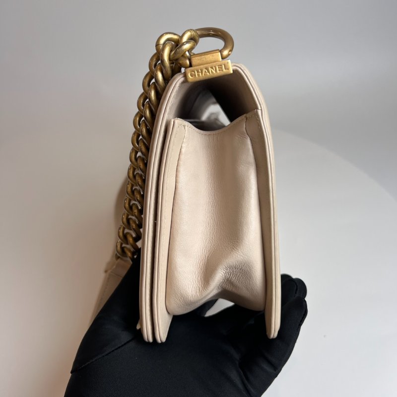 CHANEL BOY25 包粉復古金-2