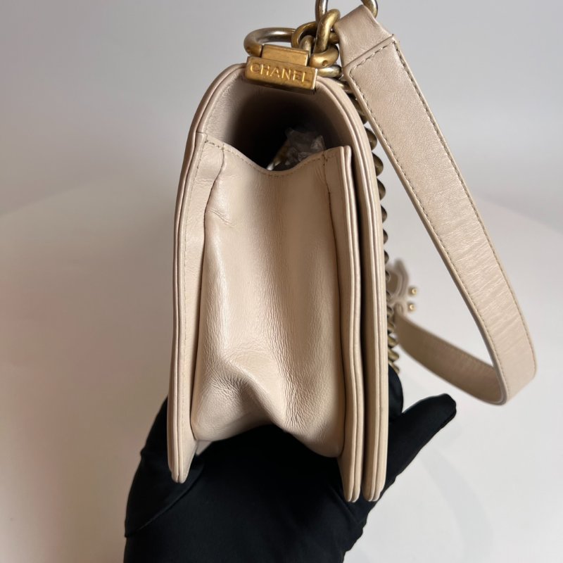CHANEL BOY25 包粉復古金-3