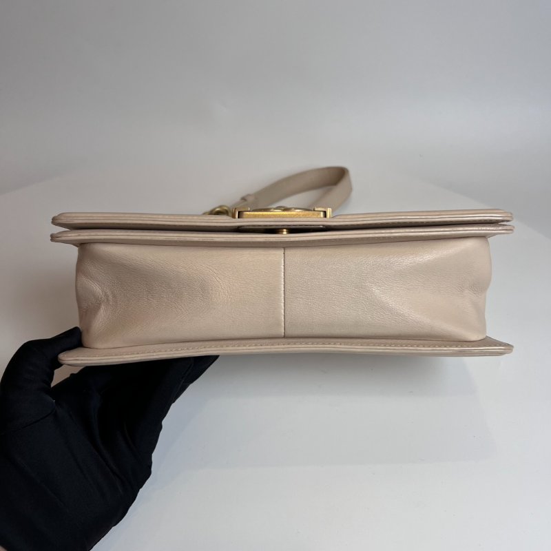 CHANEL BOY25 包粉復古金-4