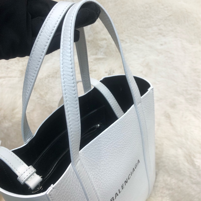 Balenciaga 巴黎世家白色牛皮小Tote bag XB836-6