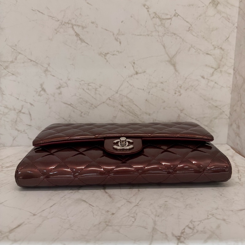 CHANEL漆皮酒紅金釦菱格紋翻蓋鍊包/16-4