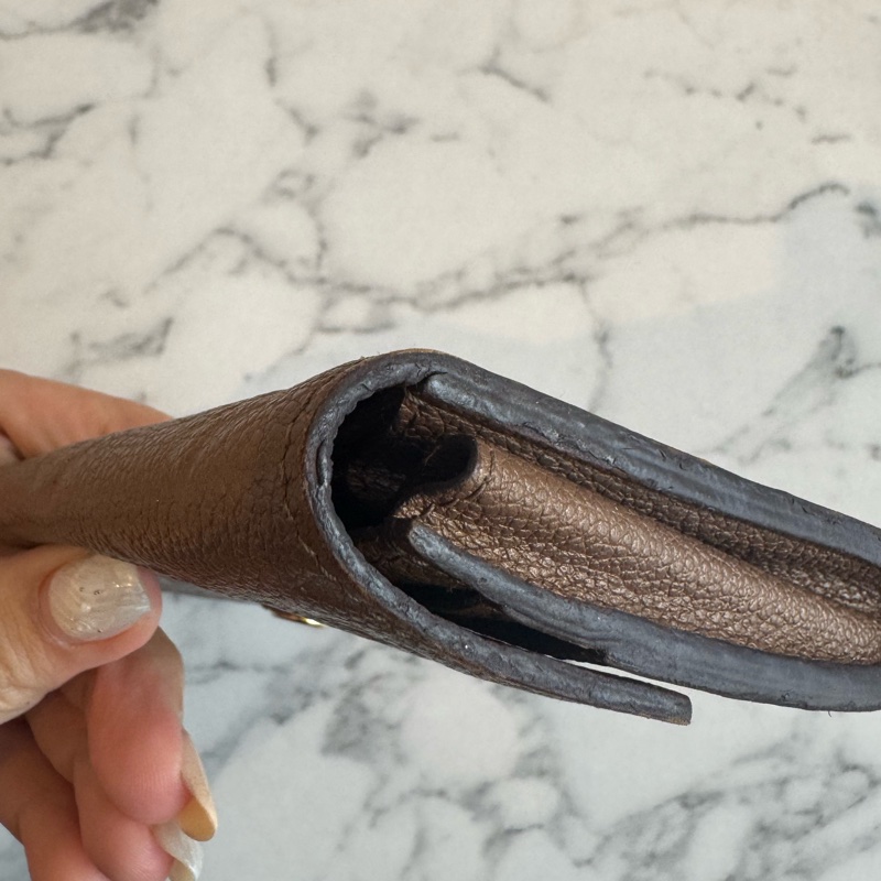 LV奶茶色信封釦式長夾➕零錢包-10