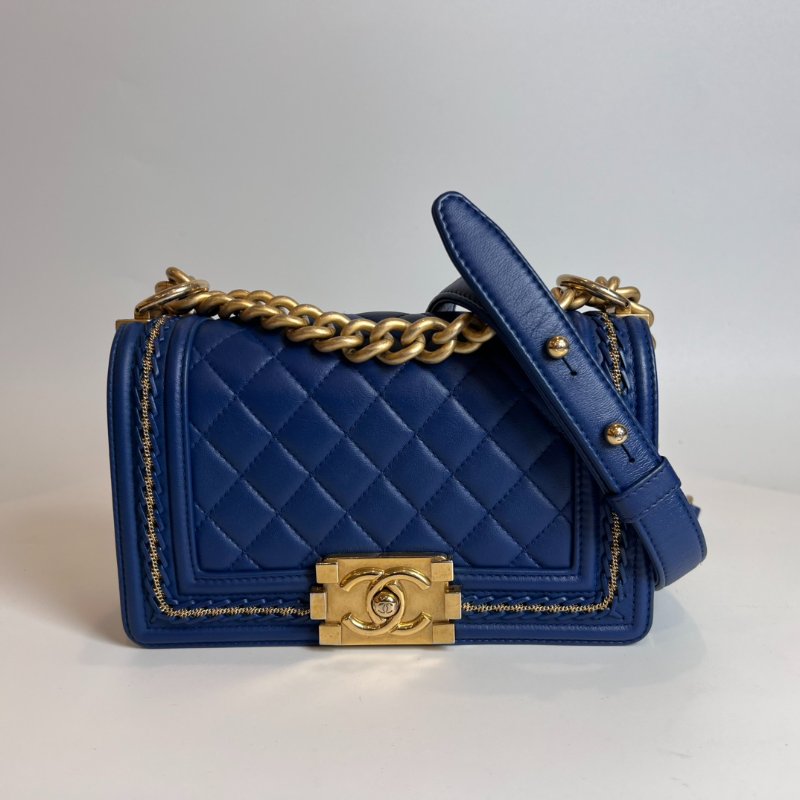 CHANEL BOY20 羊皮金扣藍色 24開-0