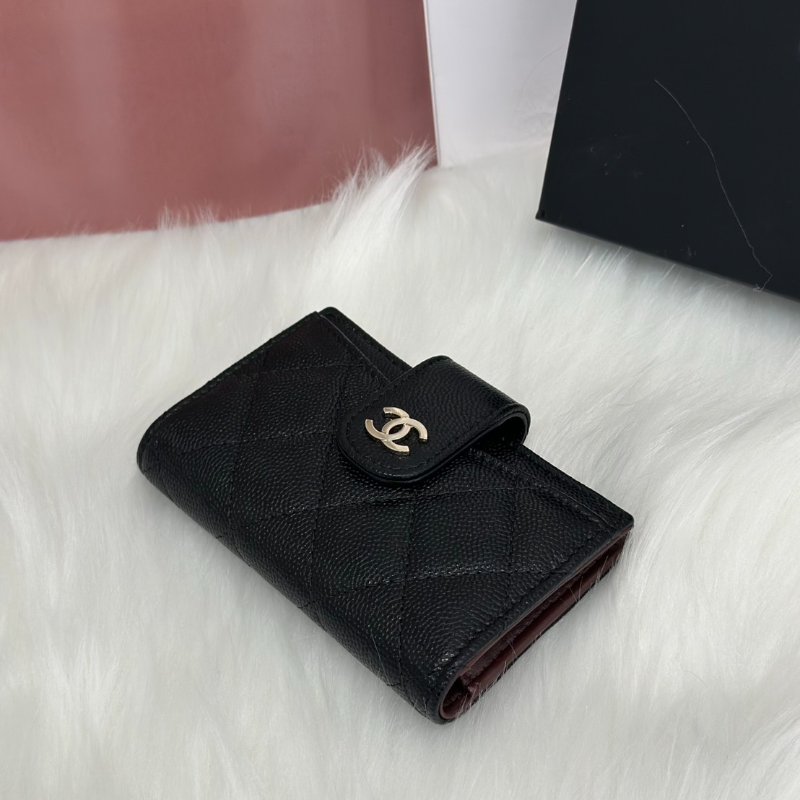 CHANEL 23B粒面牛皮雙折卡包 - 黑金30開-4