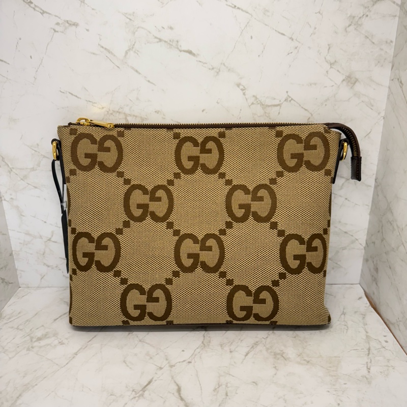 GUCCI 緹花布大LOGO斜背包-1