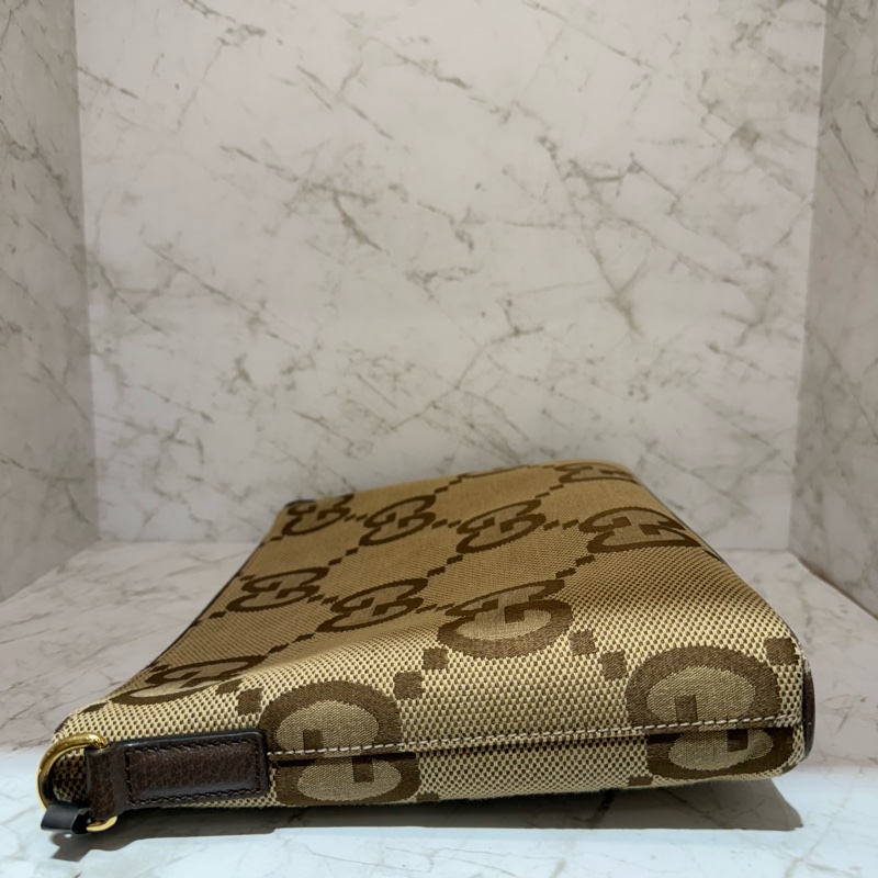 GUCCI 緹花布大LOGO斜背包-2