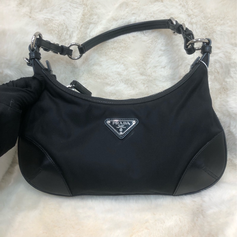 Prada Hobo 黑色腋下包 XB834-2