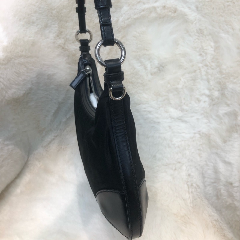 Prada Hobo 黑色腋下包 XB834-3