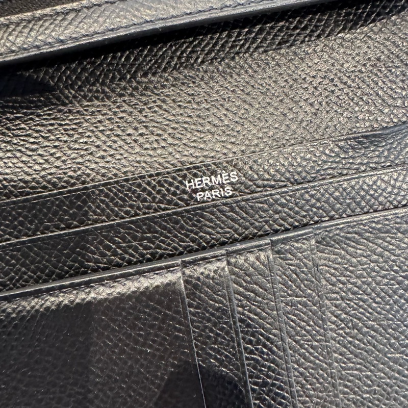 愛馬仕經典H扣黑色牛皮短夾-5