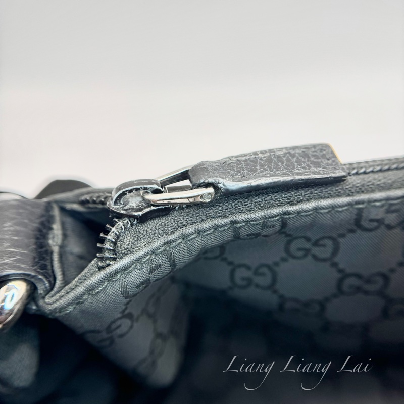 GUCCI經典雙G LOGO緹花緞面皮飾邊大斜背包-14