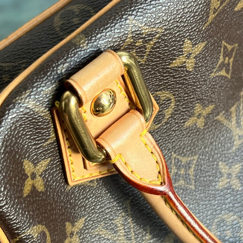 ::LOUIS VUITTON:: LV M40026 Manhattan Monogram Shoulder Bag PM 曼哈頓包 手提包 屋馬蘇曼包-25