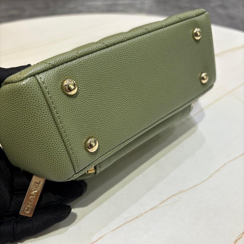*SHIHNA名牌精品*CHANEL 郵差包 綠色 荔枝紋牛皮 金鍊 (保卡款)-9