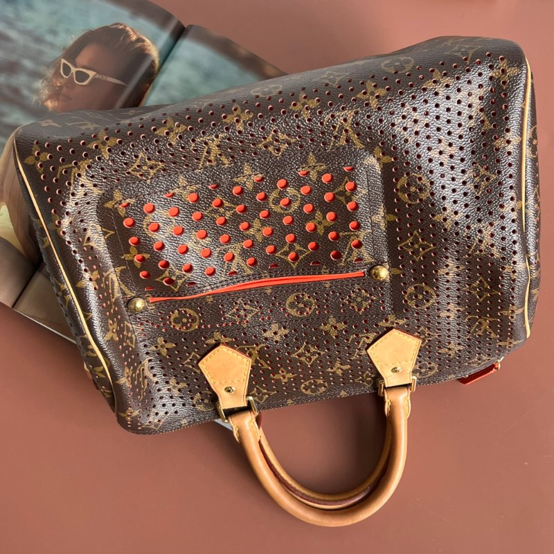 限定特殊款 ::LOUIS VUITTON:: LV M95182 咖啡色經典花紋SPEEDY 30鏤空手提波士頓包-0
