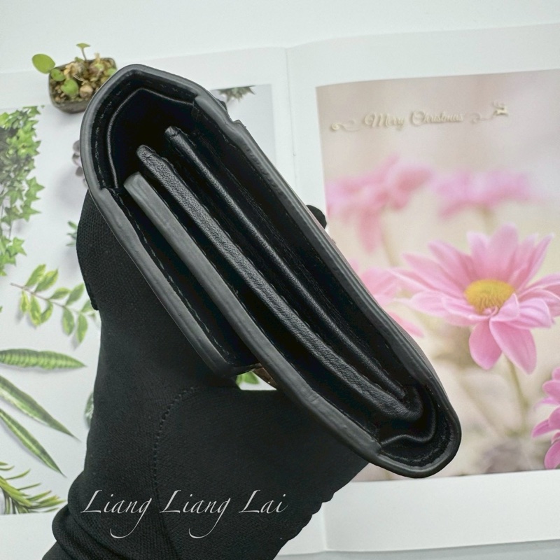 GUCCI 古馳 476081 Wallet 金扣黑色短夾-21