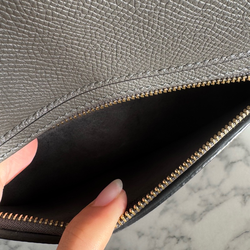 celine灰色鯰魚包-15